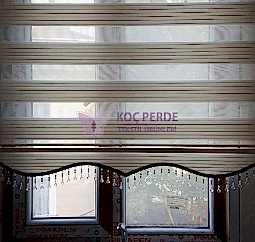 Pliseli Boncuklu Zebra Perde