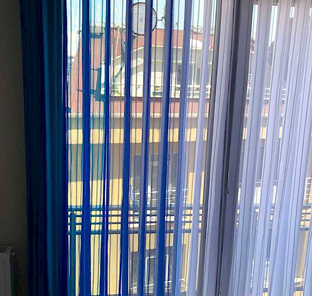 Yeni Dikey Tül Perde Mavi Beyaz